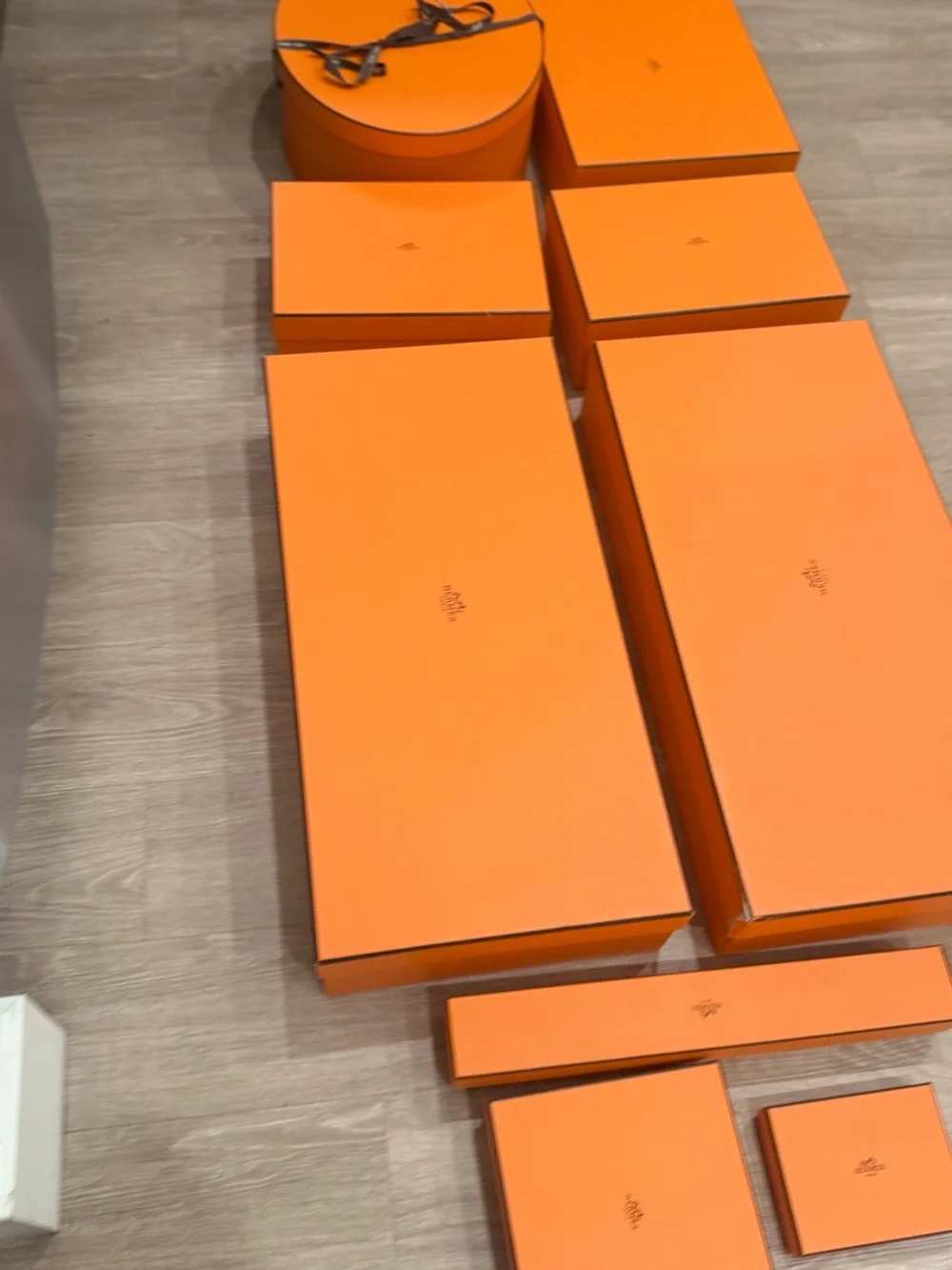 Hermes bulk sale boxes different sizes